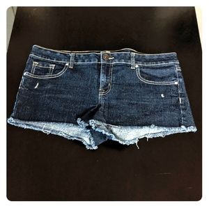 No Boundaries Shorts - Dark wash Jean shorts No Boundaries Shorts - Dark wash Jean shorts